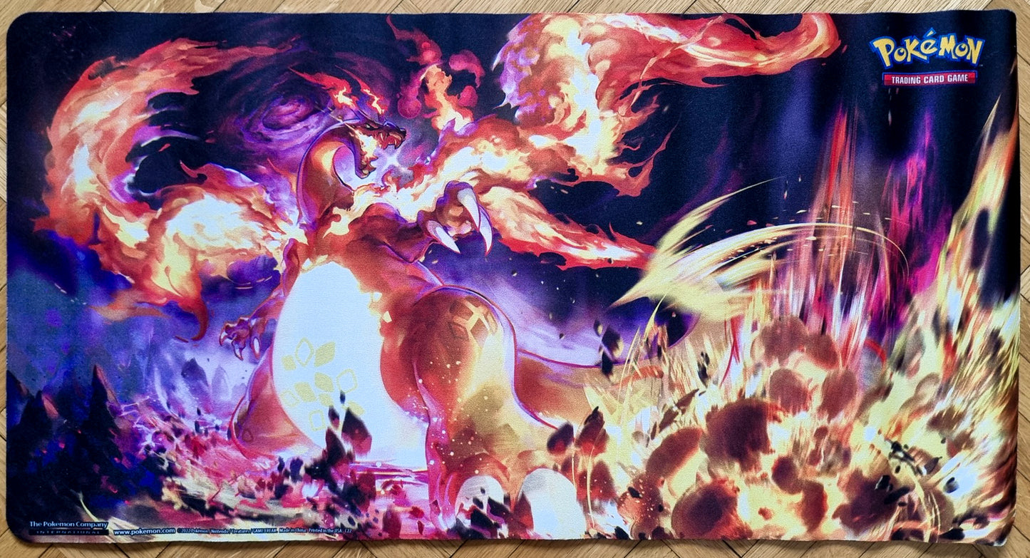 Gigantamax Charizard - Sword & Shield Ultra-Premium Collection - Pokémon Playmat