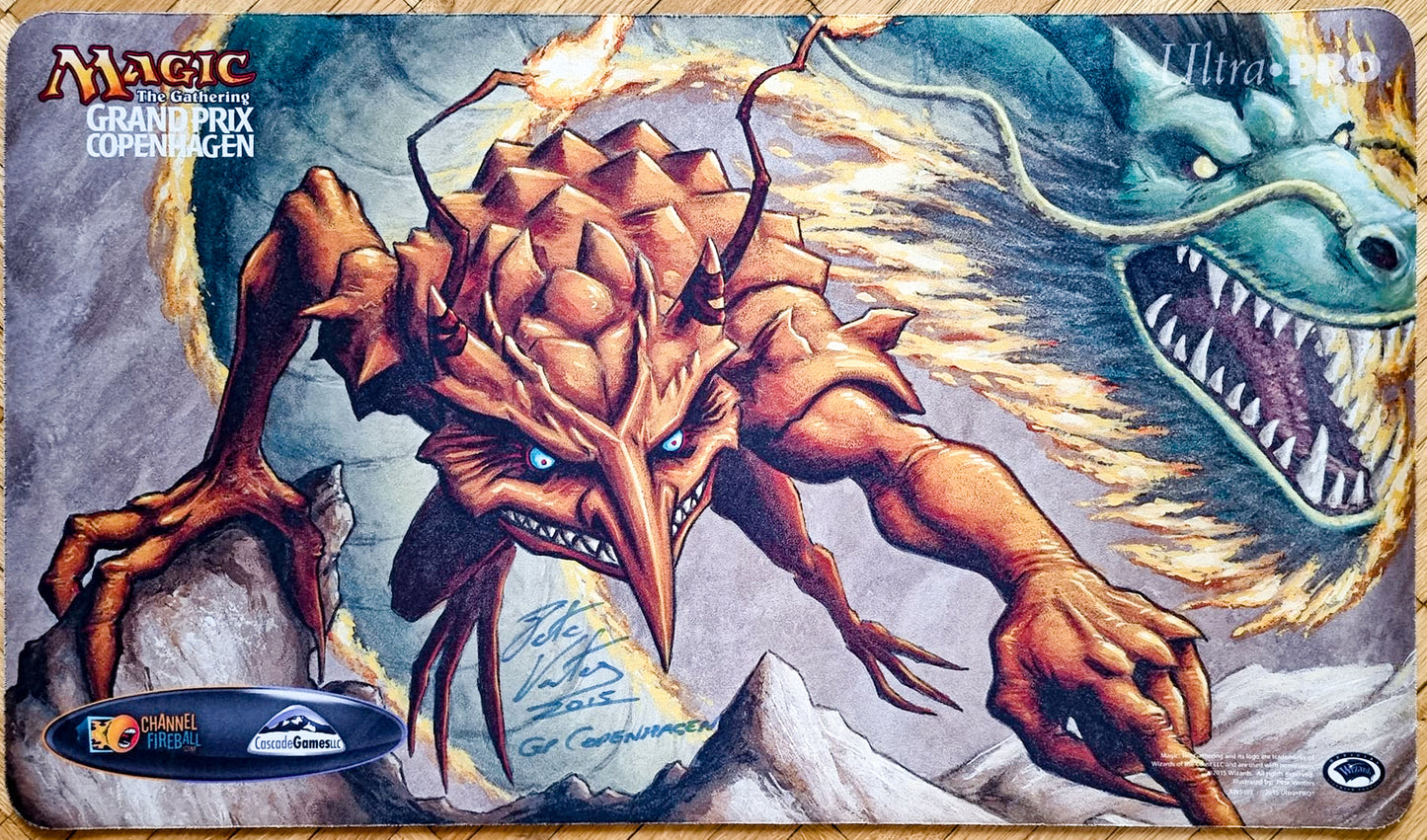 Kiki-Jiki, Mirror Breaker - Pete Venters - Grand Prix Copenhagen 2015 - Signed by the Artist - MTG Playmat