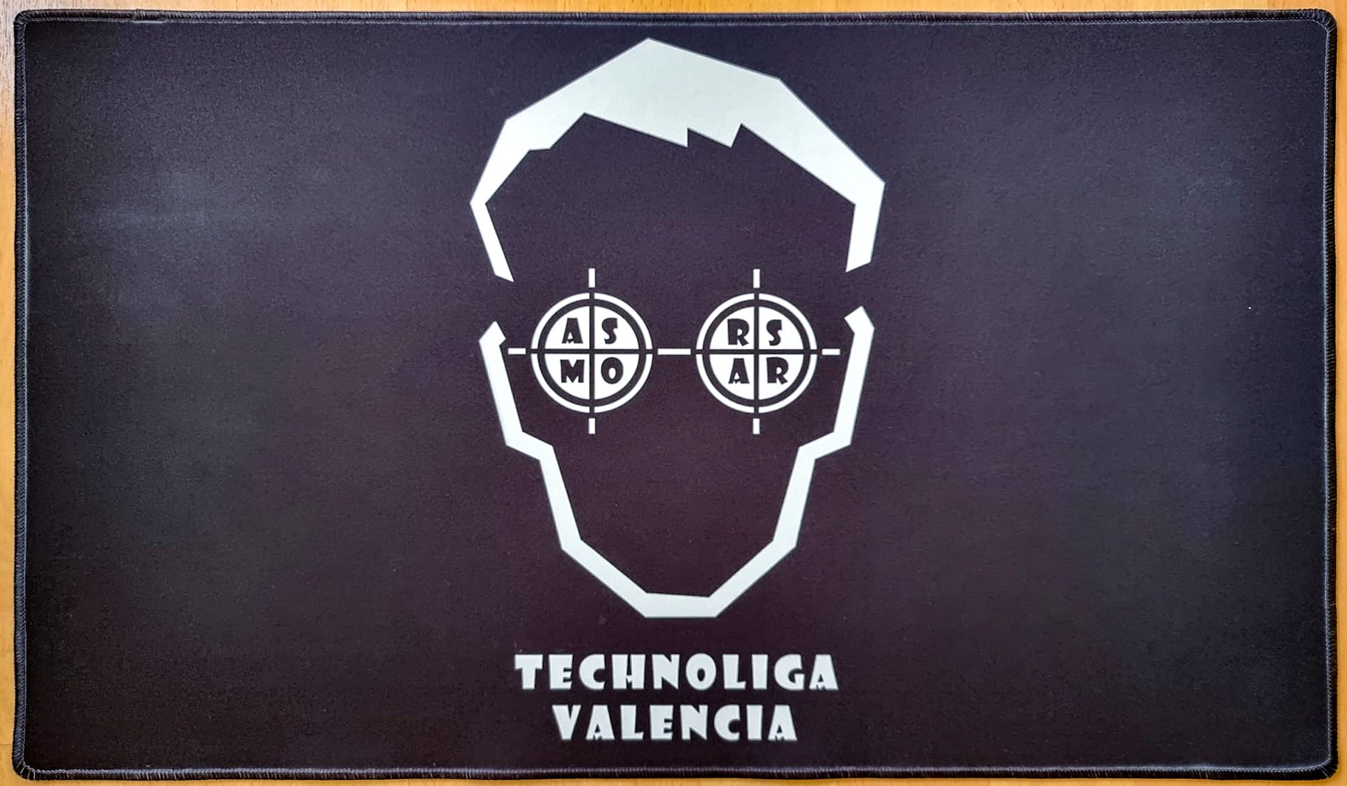 Technoliga Valencia - Embroidered - MTG Playmat